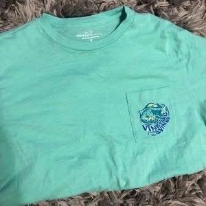 Vineyard Vines t shirt